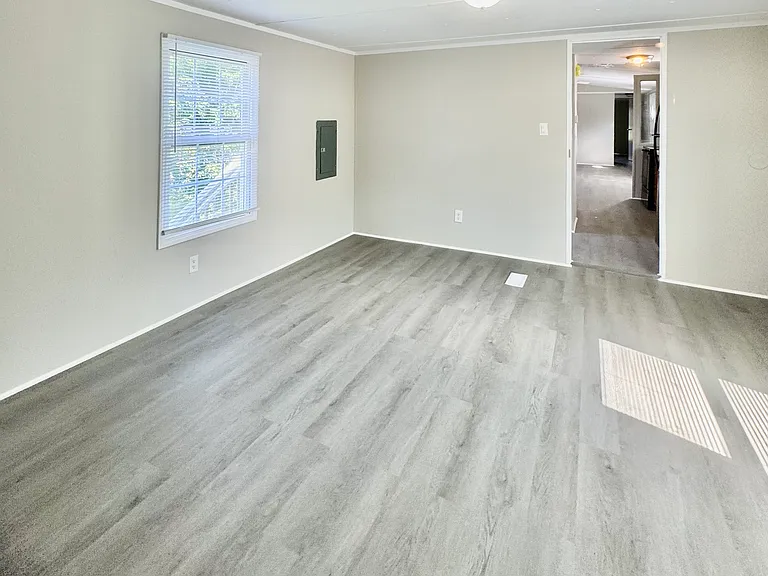 490 Harless St — Photo 12