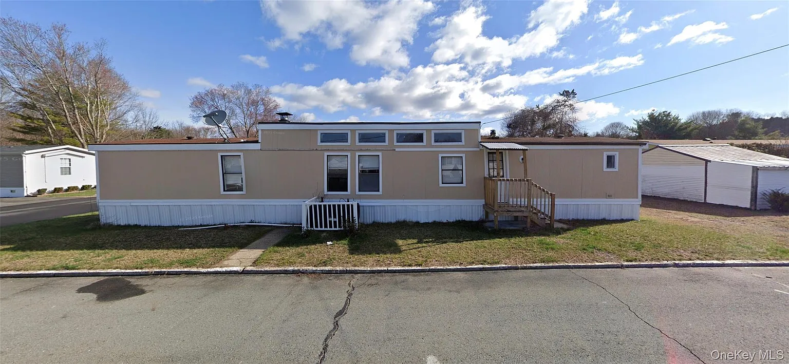 26 Tiger Lily Drive photo 1