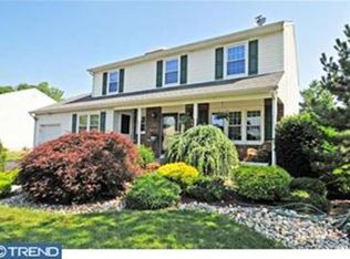 28 Perilli Dr, Hamilton, NJ 08610