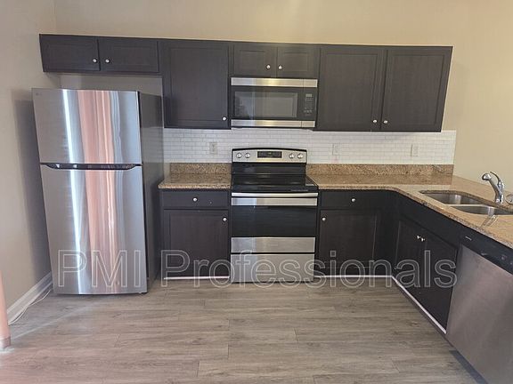 4th image of 4109 George Buchanan Dr