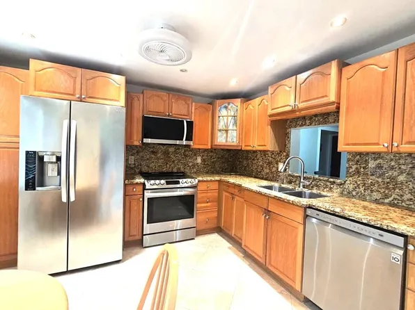 2402 Antigua Circle #E3, Coconut Creek, FL 33066