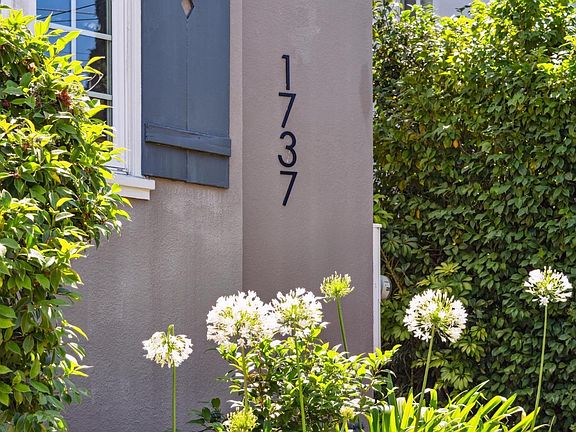 2nd image of 1737 Wellington Street