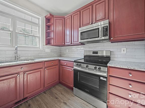 4th image of 115 Sunridge Dr