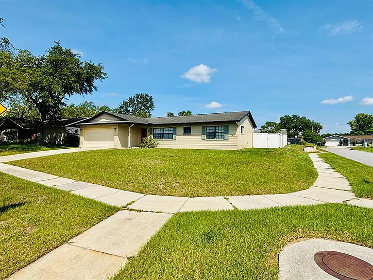 9467 Montello Dr — Photo 3