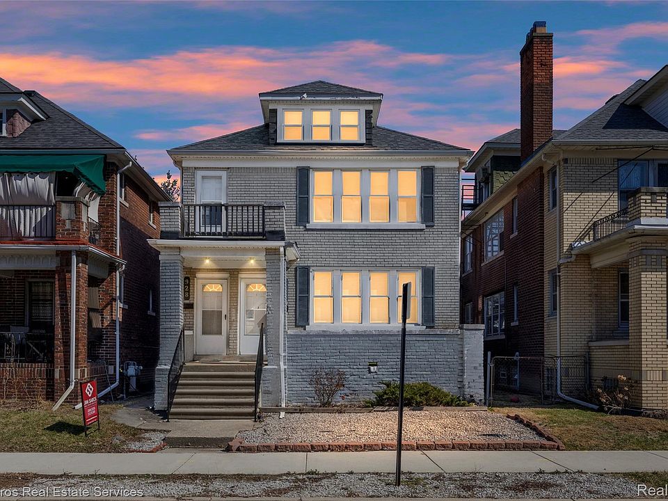 1st image of 926-928 Nottingham Rd