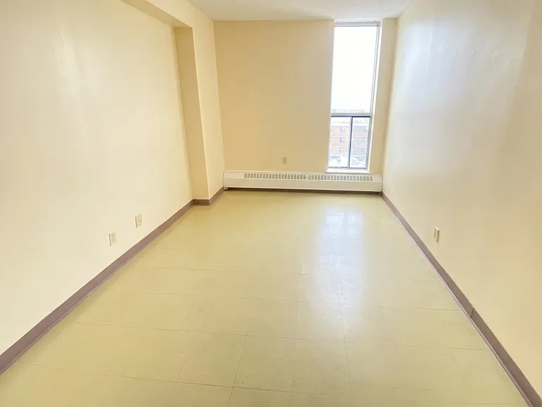 401 Princess St — Photo 24