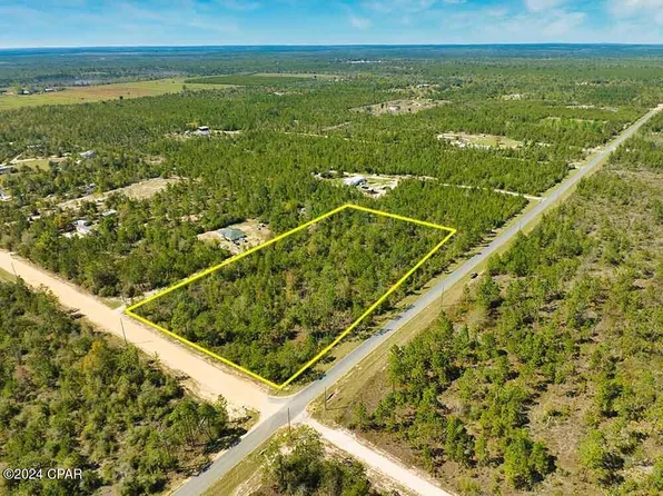 000 Silver Lake Rd N, Fountain, FL 32438