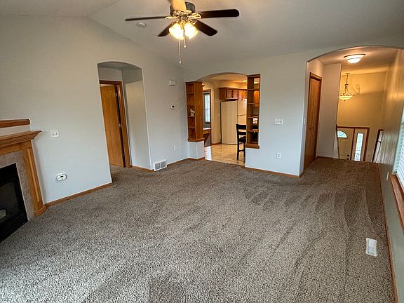 5th image of 1552 Deerfield Dr