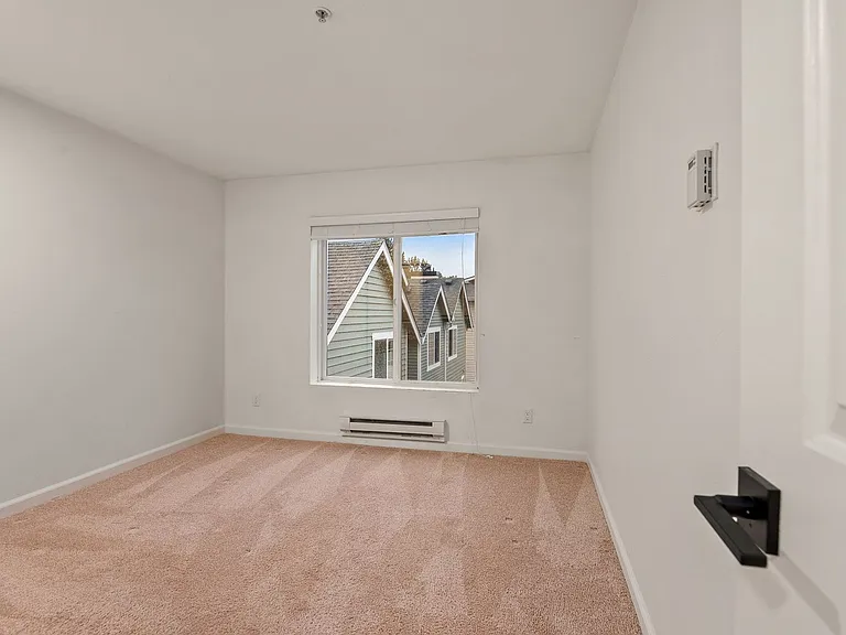 Northlink Apartments — Photo 113