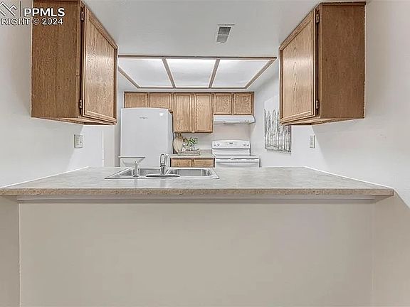 2nd image of 144 W Rockrimmon Blvd