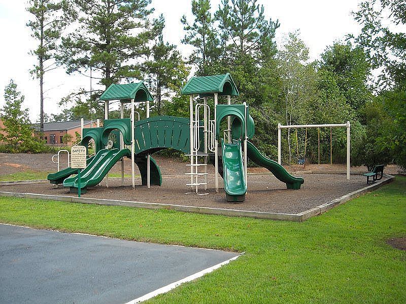 Neighborhood Play Yard