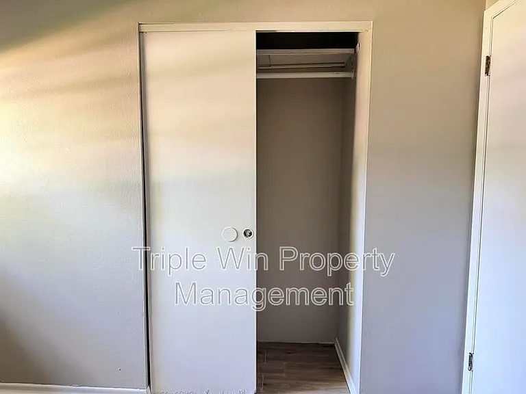 762 Del Marco Dr — Photo 7