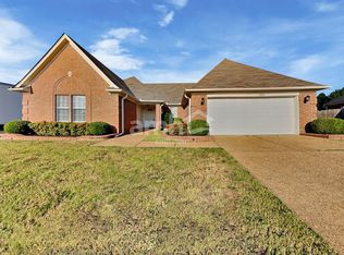 7703 Alexanders Ridge Cv, Olive Branch, MS 38654