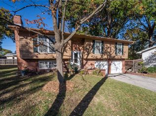 3510 W 9th Ct, Lawrence, KS 66049