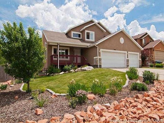 3rd image of 7892 N Summerhill Dr