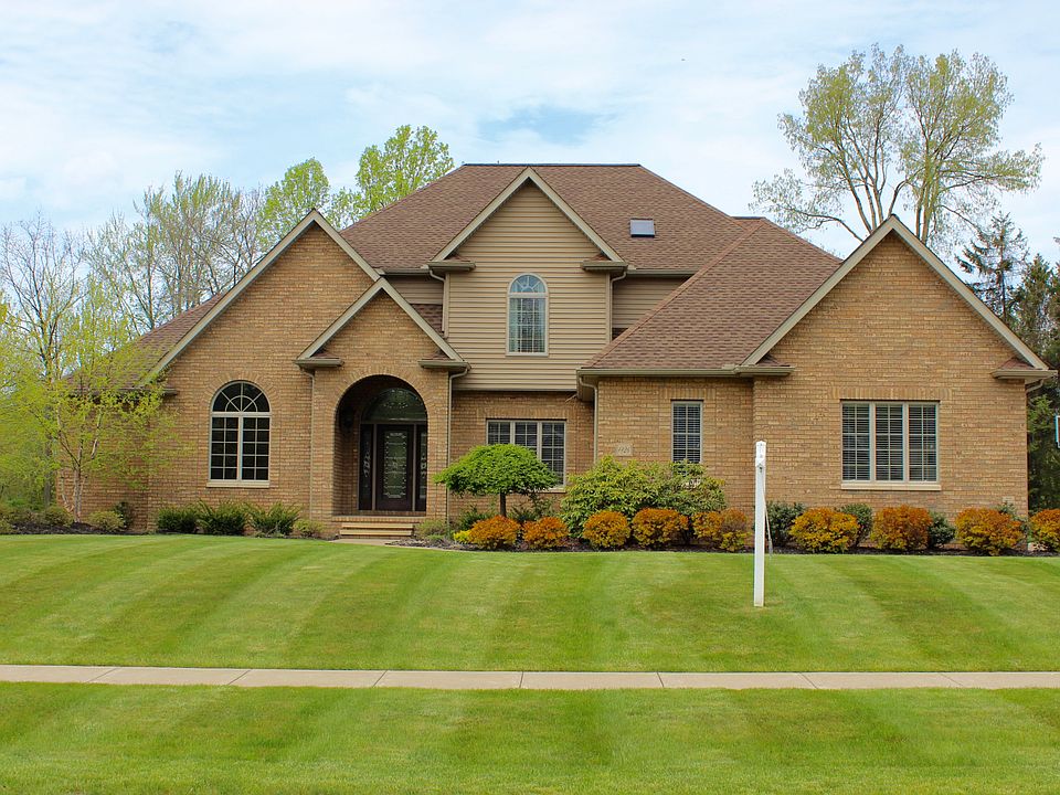 1st image of 4426 Stone Creek Dr