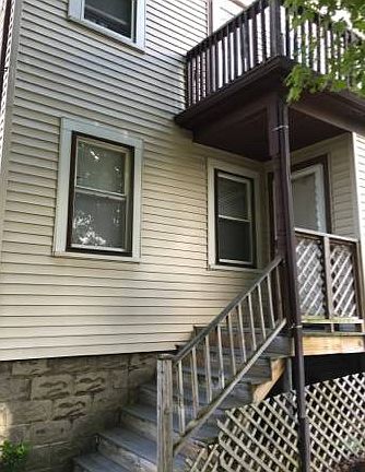 3rd image of 240 Washington St