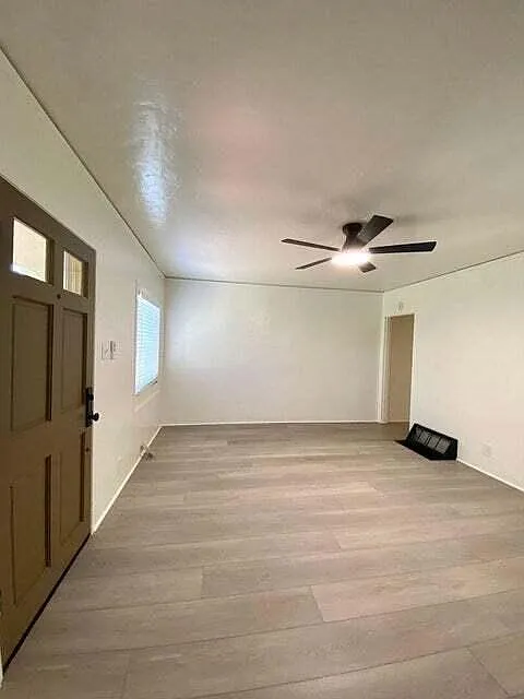 2 bed, 1.0 bath, $4,150 — Photo 4