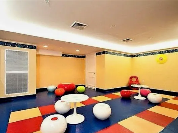 64-05 Yellowstone Boulevard image 12 of 13