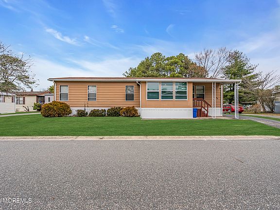 2nd image of 55 Eagle Drive