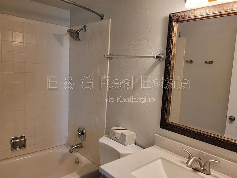 17019 E Calle Del Oro #D — Photo 16
