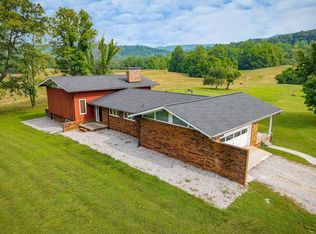 1190 Plum Creek Rd, Sparta, TN 38583