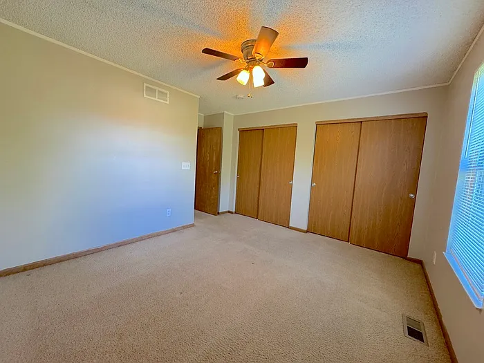 5643 Barney Ln — Photo 11