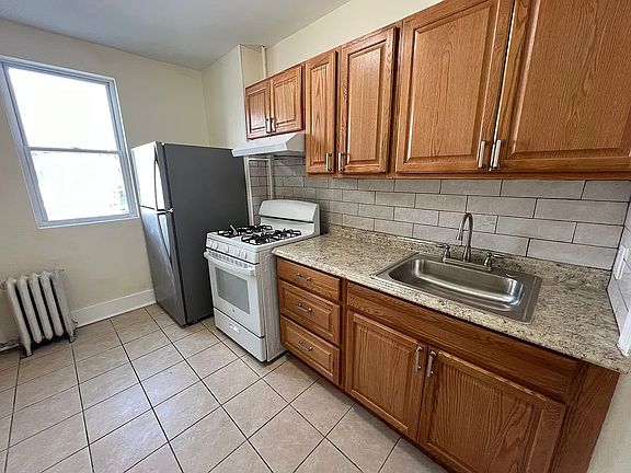 2nd image of 69-07 Woodside Ave #2