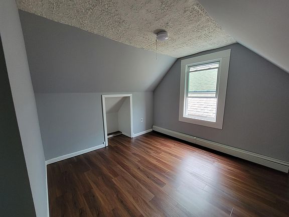 4th image of 249 Littleton Ave Floor 2