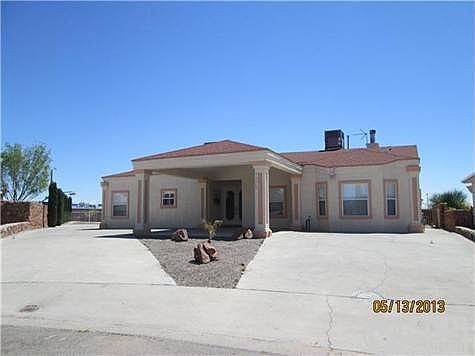 2nd image of 12060 Pueblo Laguna Dr