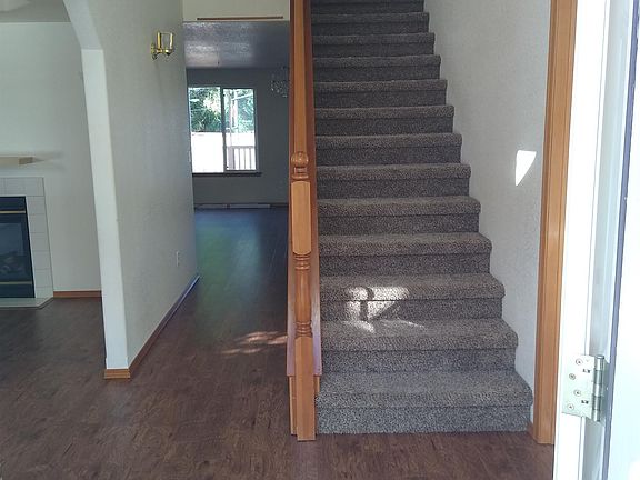 4th image of 3602 22nd Ave SE