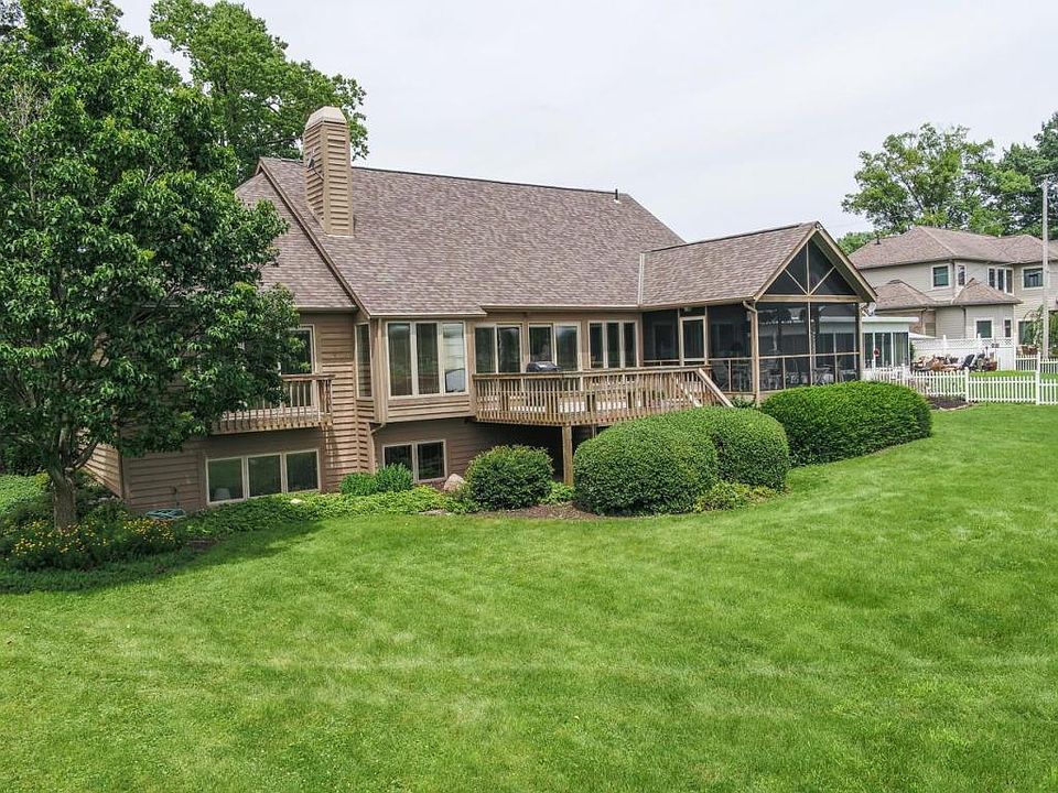 1st image of 115 Sprague Dr