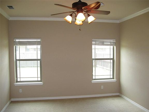 5th image of 2209 Continental Ave