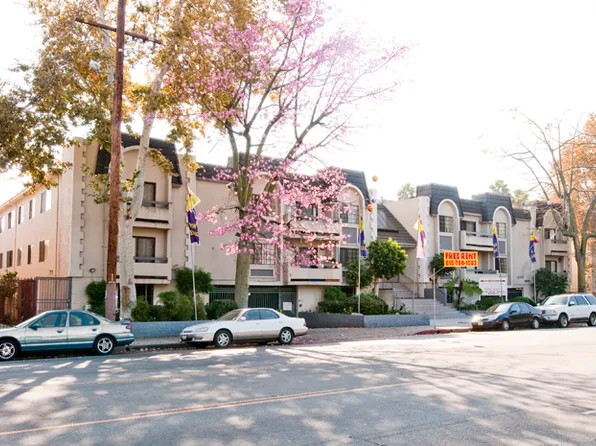 15602 Vanowen St #105, Van Nuys, CA 91406