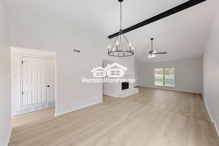 6407 Green Oaks Dr — Photo 16
