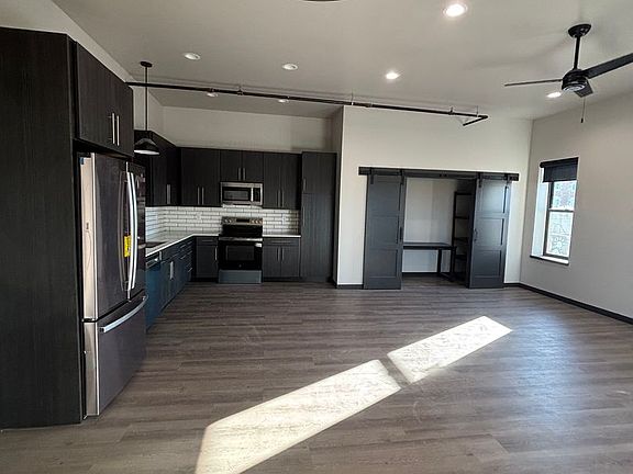 3rd image of 407 W Norfolk Ave #311