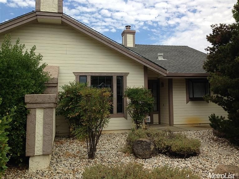 1st image of 1200 Saddle Ct