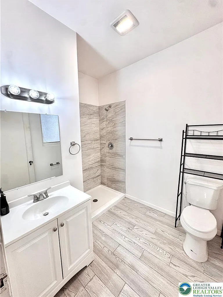 1 bed, 1.0 bath, 600 sqft, $1,250 — Photo 4