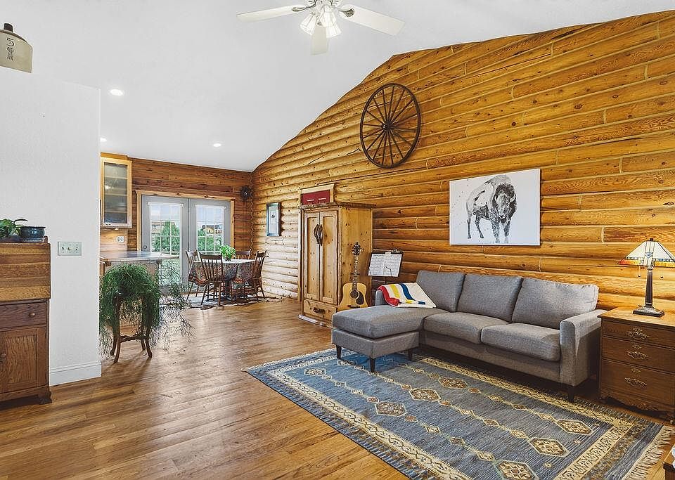 1st image of 93 Tapadero Ln