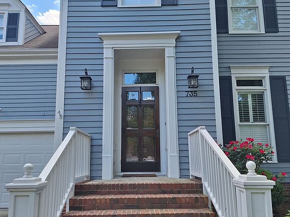 3rd image of 735 Camaross Dr
