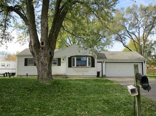 323 3rd St, Washburn, IA 50702