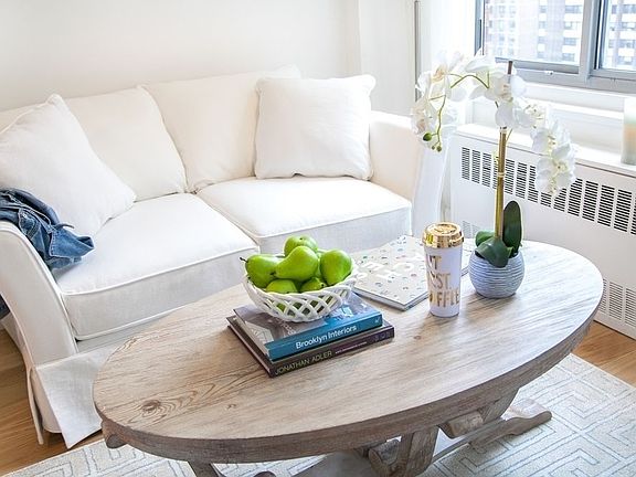 4th image of 490 2nd Ave APT 13D