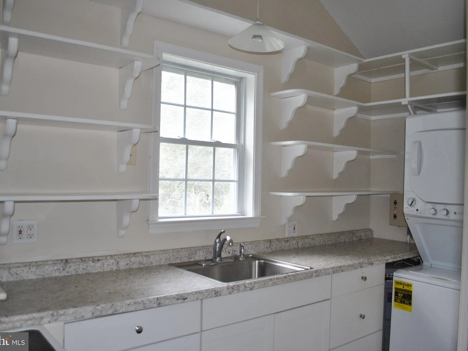 1 bed, 1.0 bath, 680 sqft, $1,500 — Photo 4
