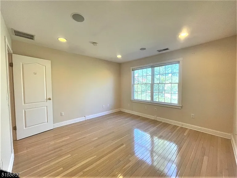 70 Winged Foot Dr — Photo 15