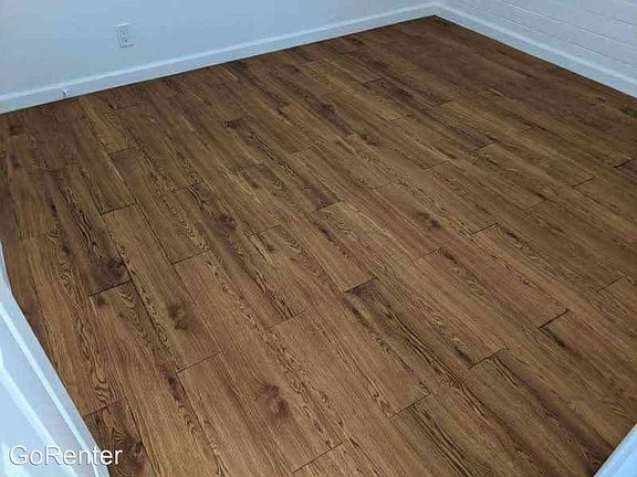 5th image of 6437 S 10th St #17