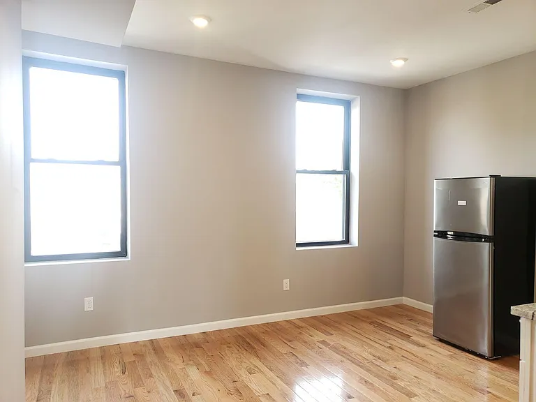 1229 Point Breeze Ave #2 — Photo 6