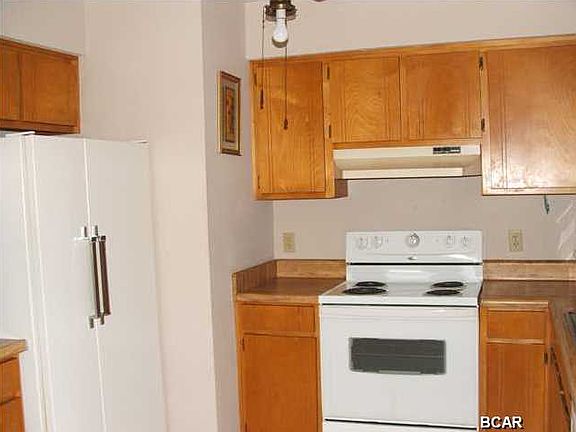 5th image of 606 W 26th St