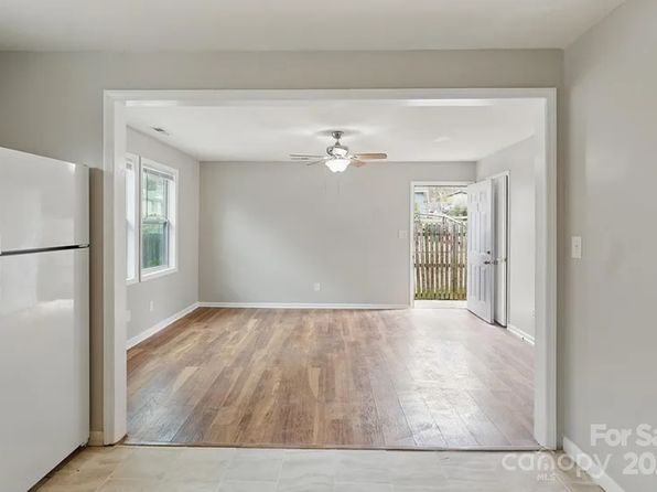 651 Clyde St APT 1