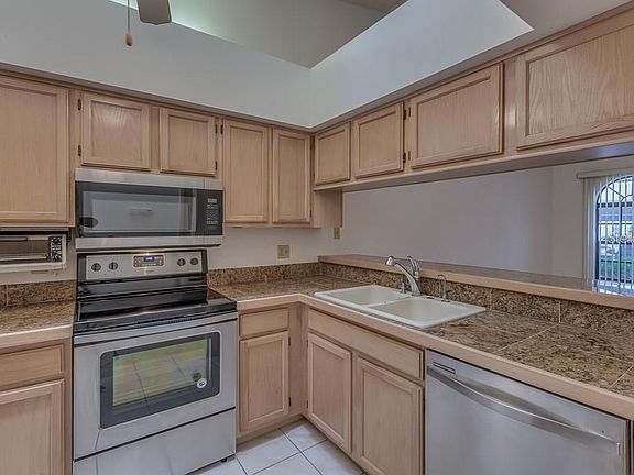 3rd image of 2749 Countryside Blvd APT 13