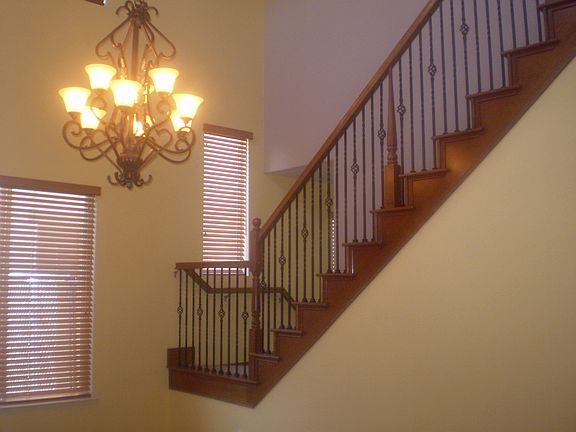 5th image of 2332 Mendocino Way